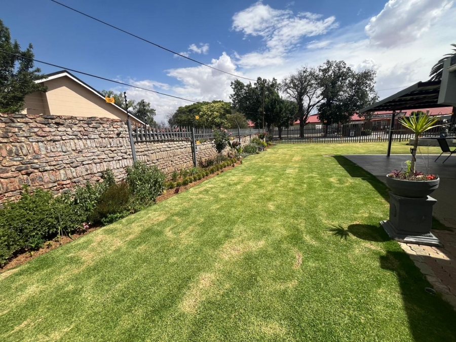 4 Bedroom Property for Sale in Doorn Free State